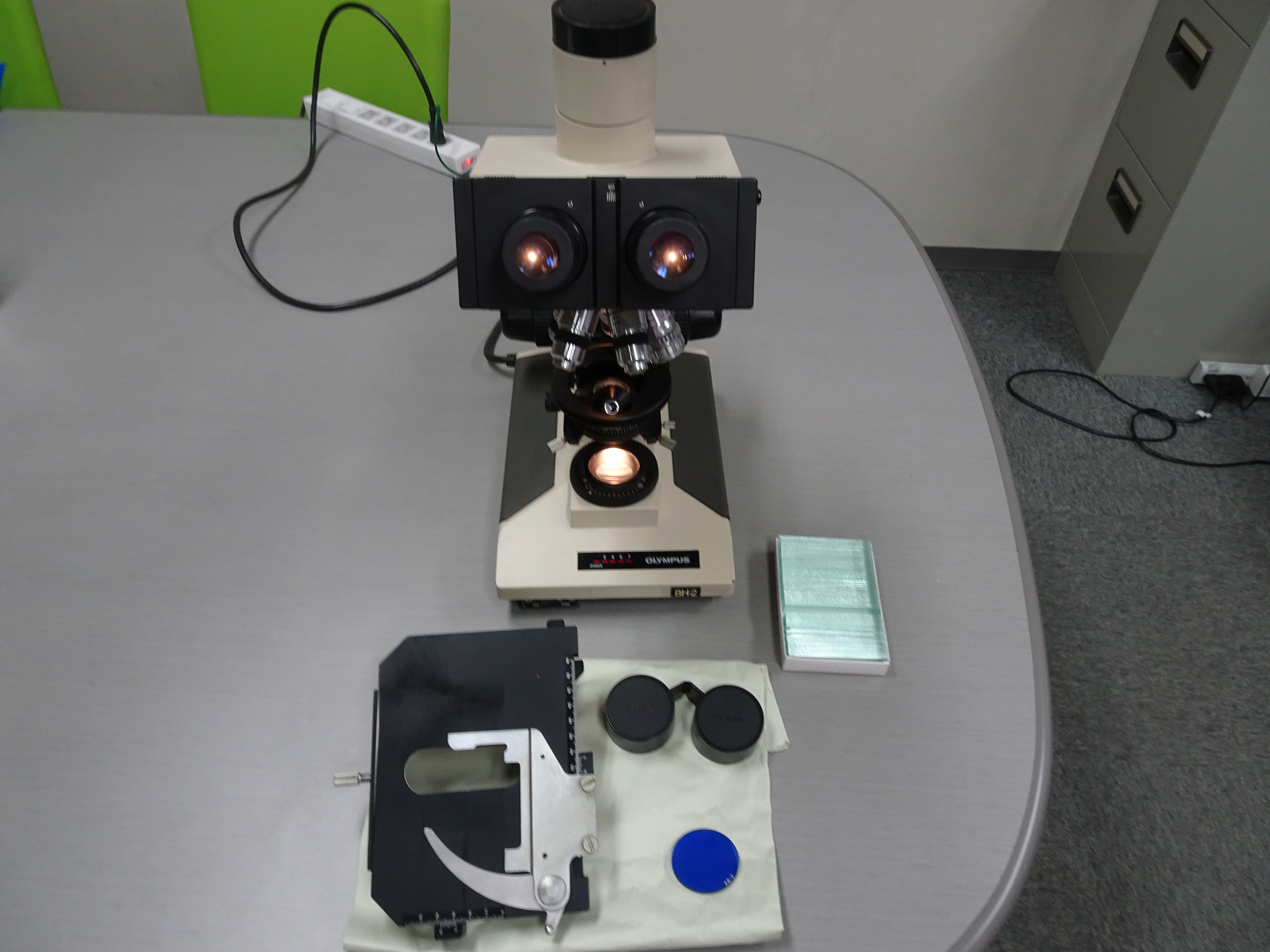 オリンパス/BH-2 生物顕微鏡/ ￥7,200-(税別、送料別途)