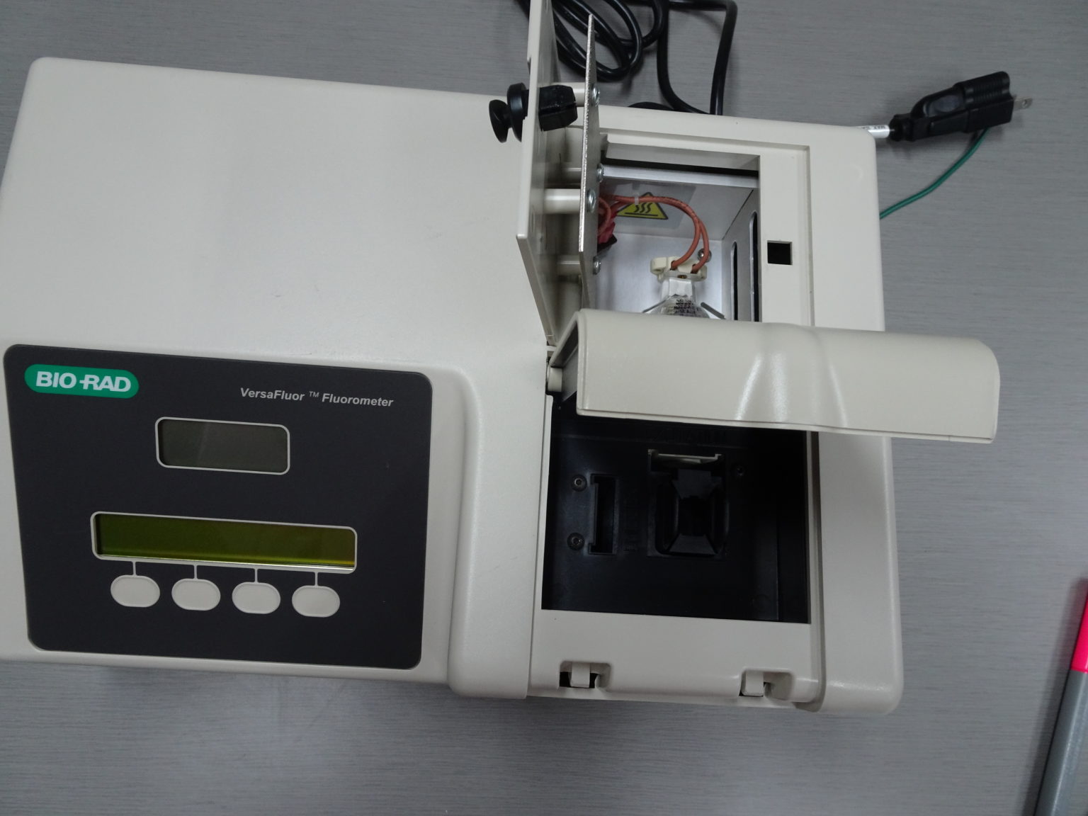 1093・BIO RAD/1702402/Versa Fluor/蛍光光度計/￥60,500(税込み・送料別途)