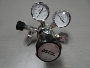 1361・アステック/IM-055/レギュレータ/精密圧力調整器