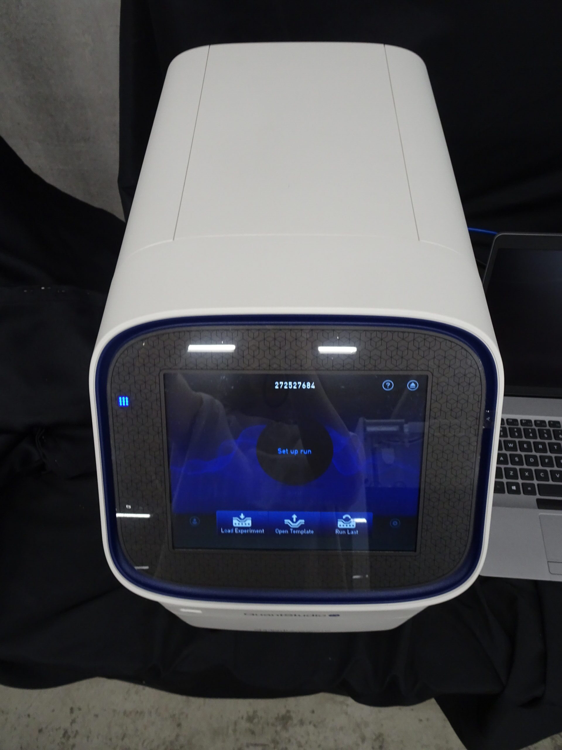 ABI/QS596/QuantStudio5￥4,197,050(税込み・送料別）